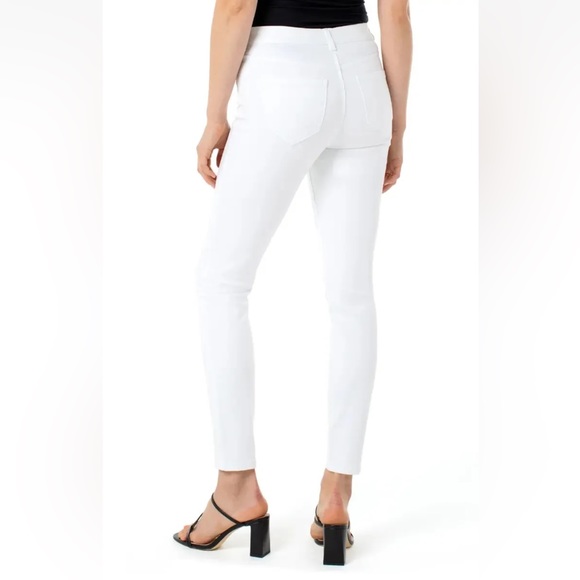 Liverpool White Denims - size 6/28 NWOT - Picture 2 of 9